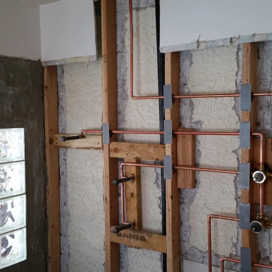 Copper pipe installation for Emergency Plumber in Mont Belvieu